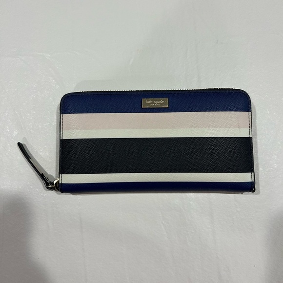 Kate Spade Navy and Cream Stripe Wallet - Picture 1 of 5